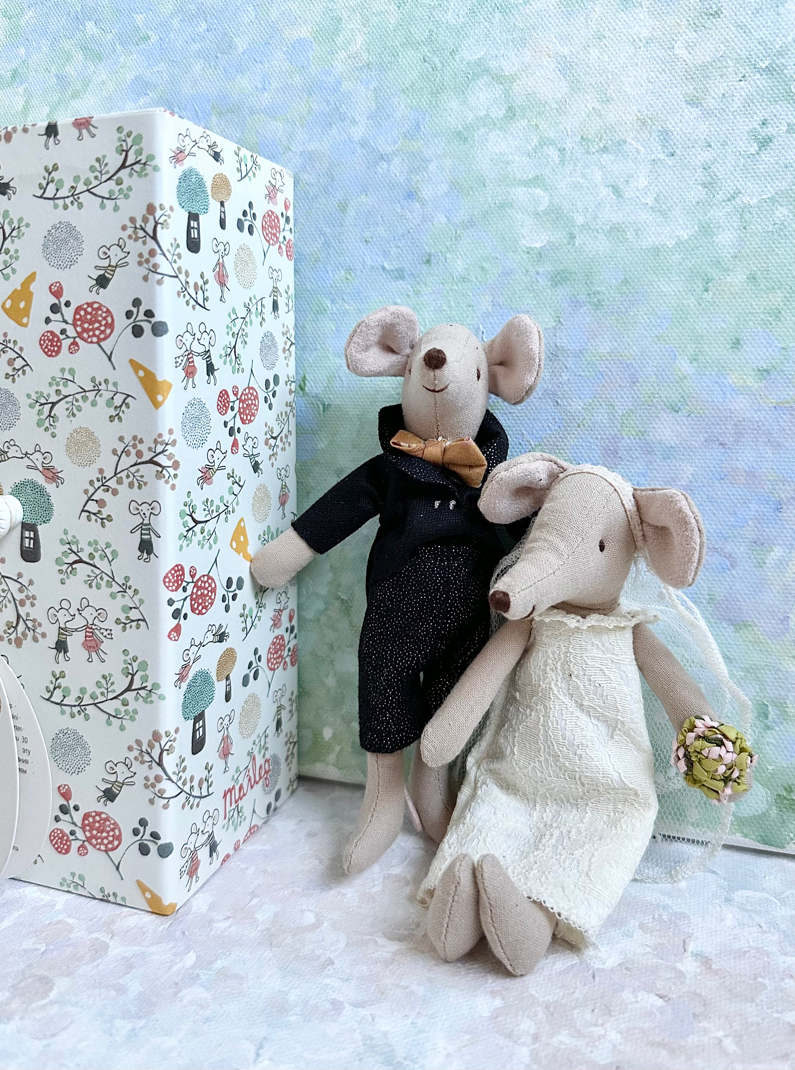 Wedding Couple in Box - 2018