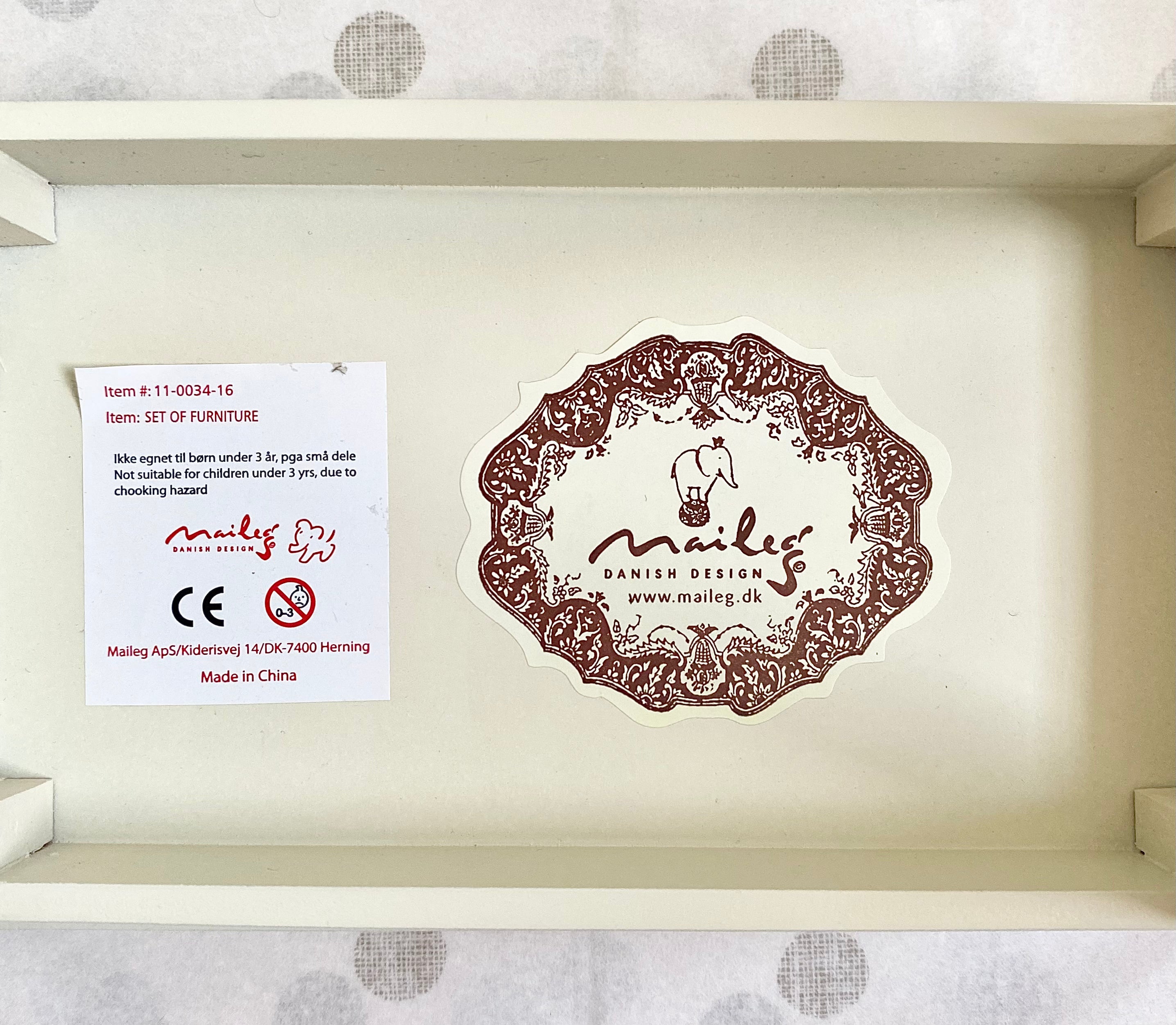 Furniture Set - 2007