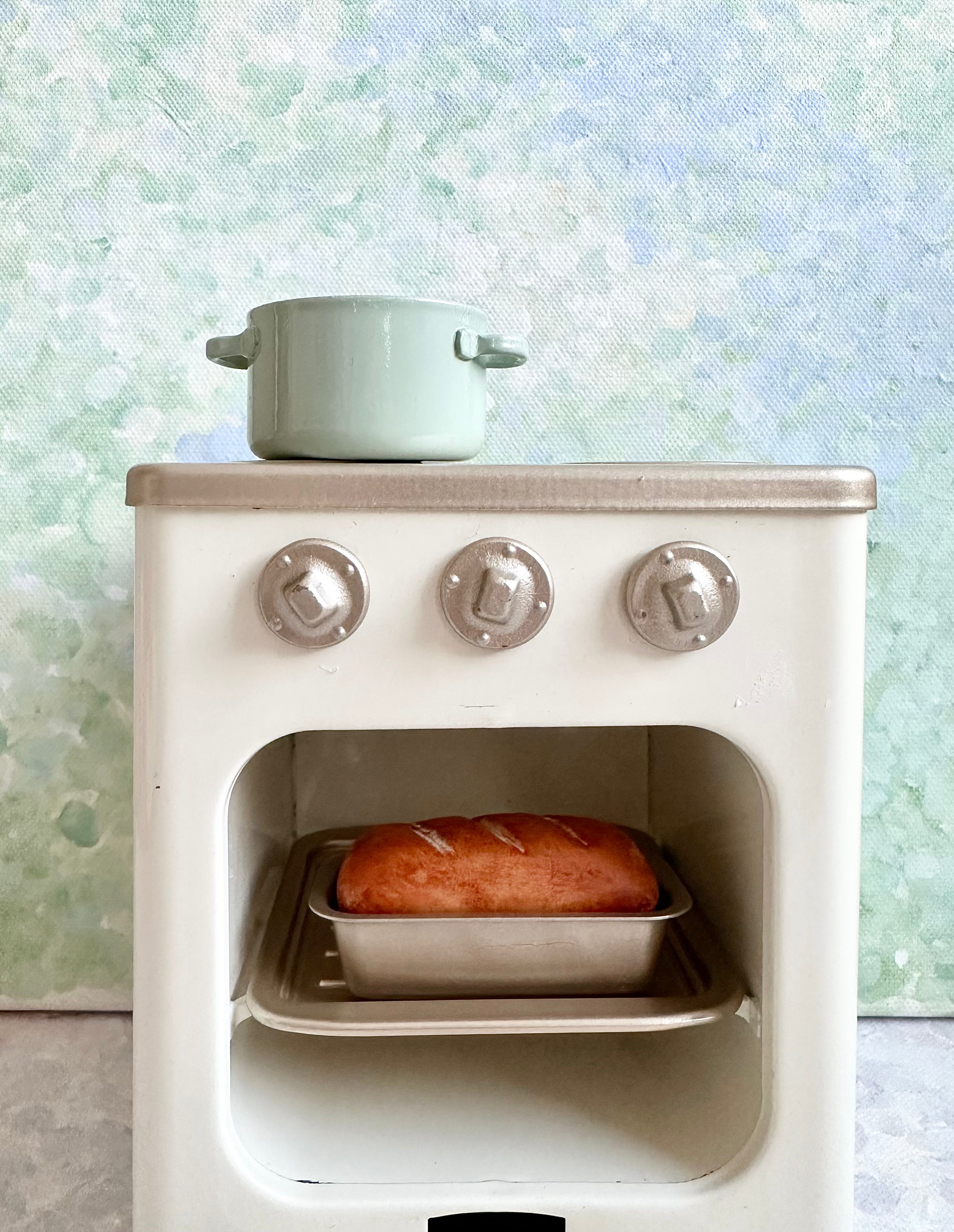 Kitchen Stove - 2017