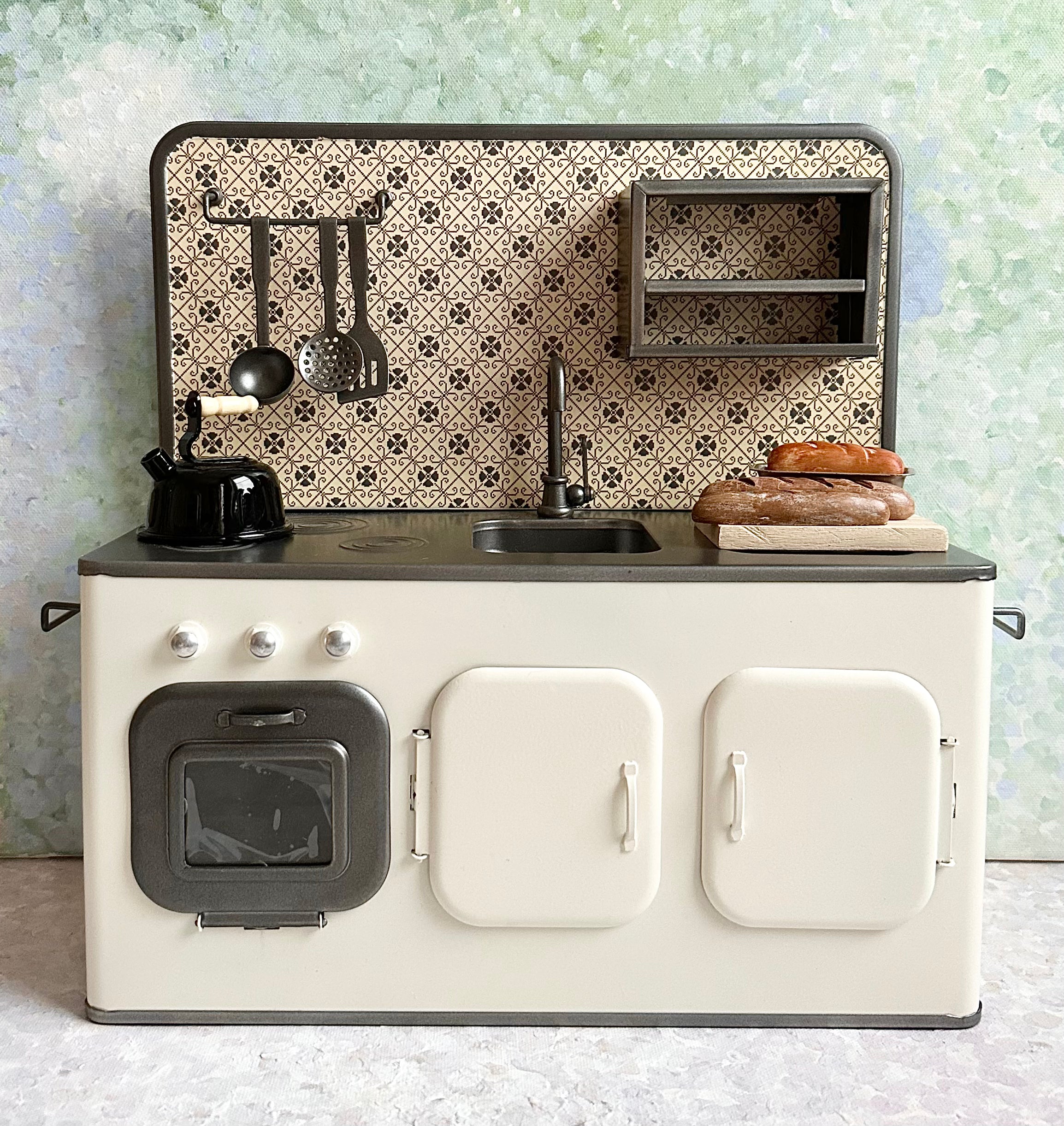 Retro Kitchen - 2017 [no box]