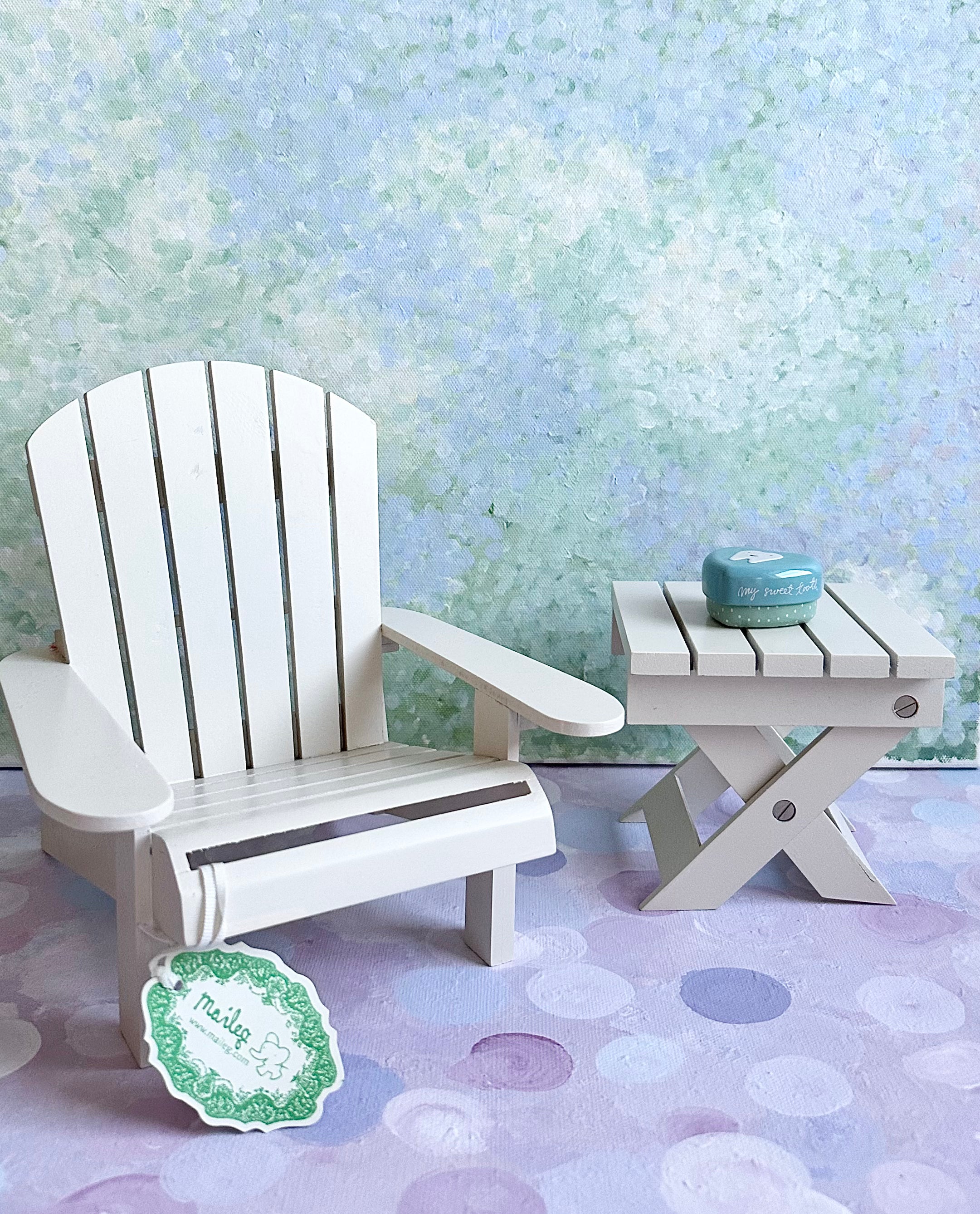 Easy Chair with Table - 2010