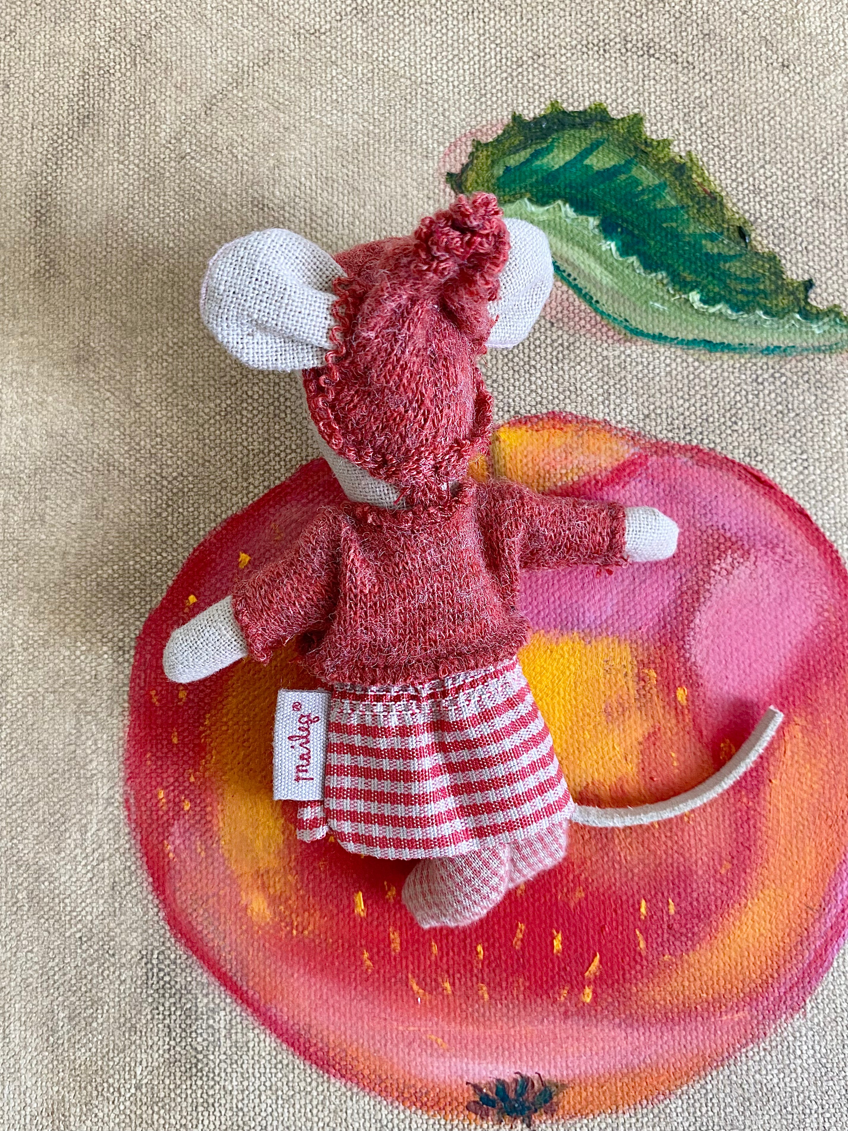 Winter Little Sister in Matchbox - 2013