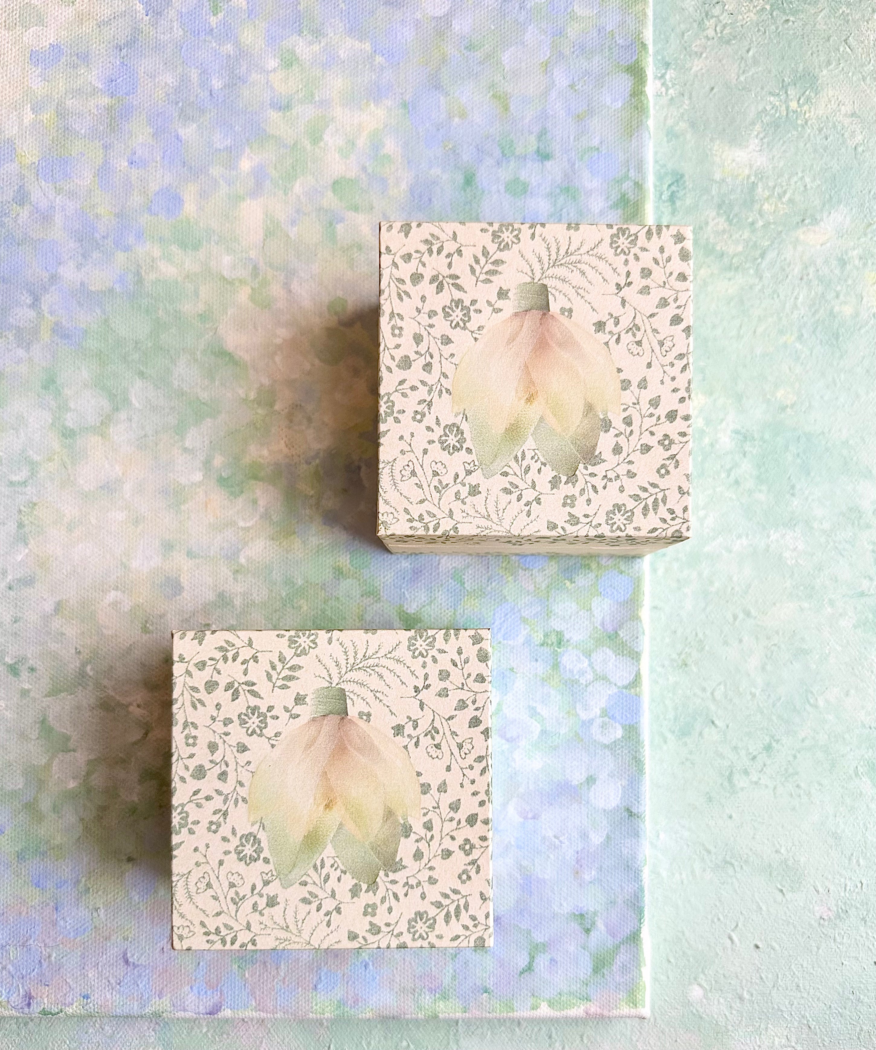 Easter Dorthea Flowers in Box - 2017