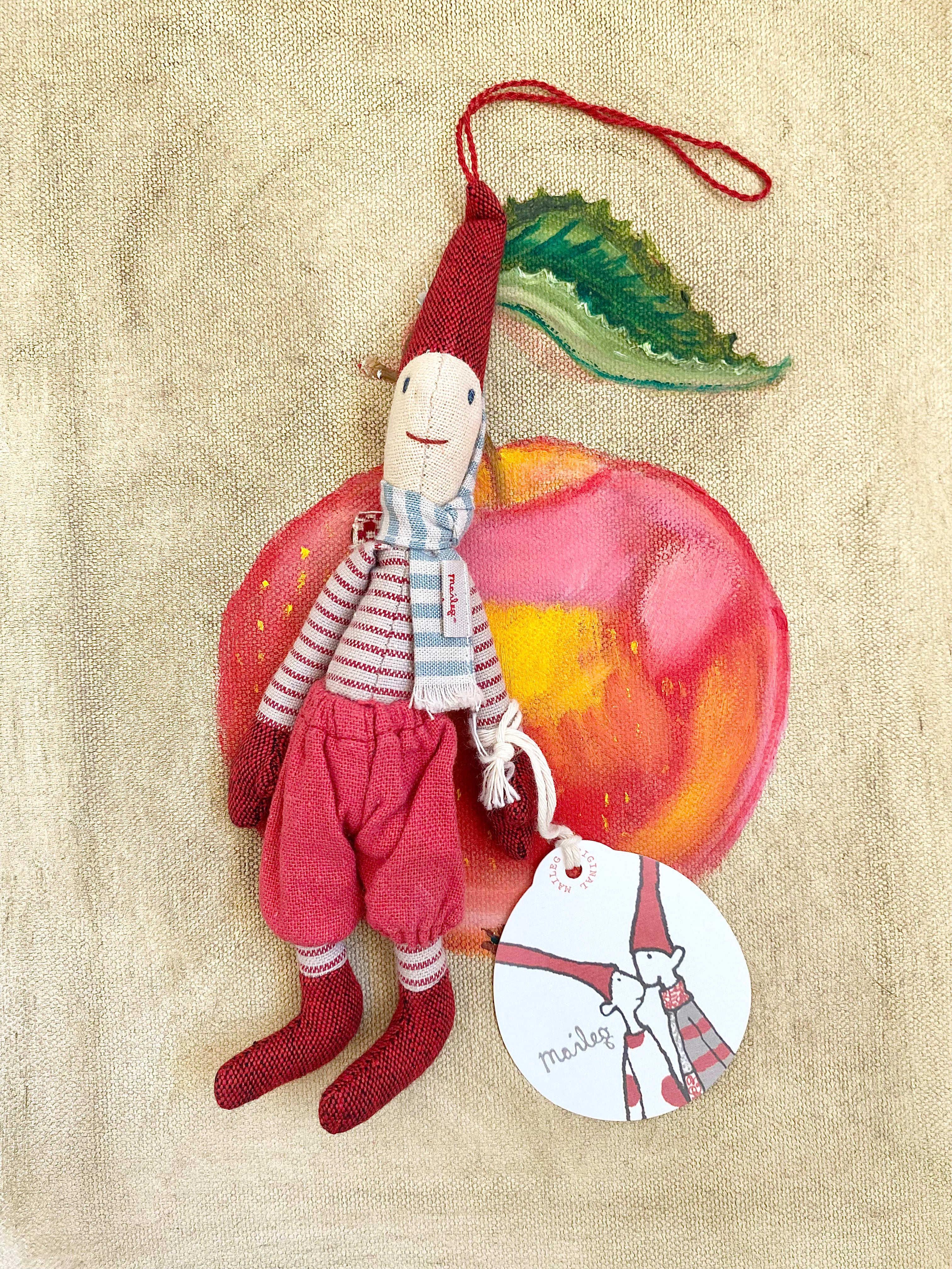 Micro Pixy Hanging - 2010