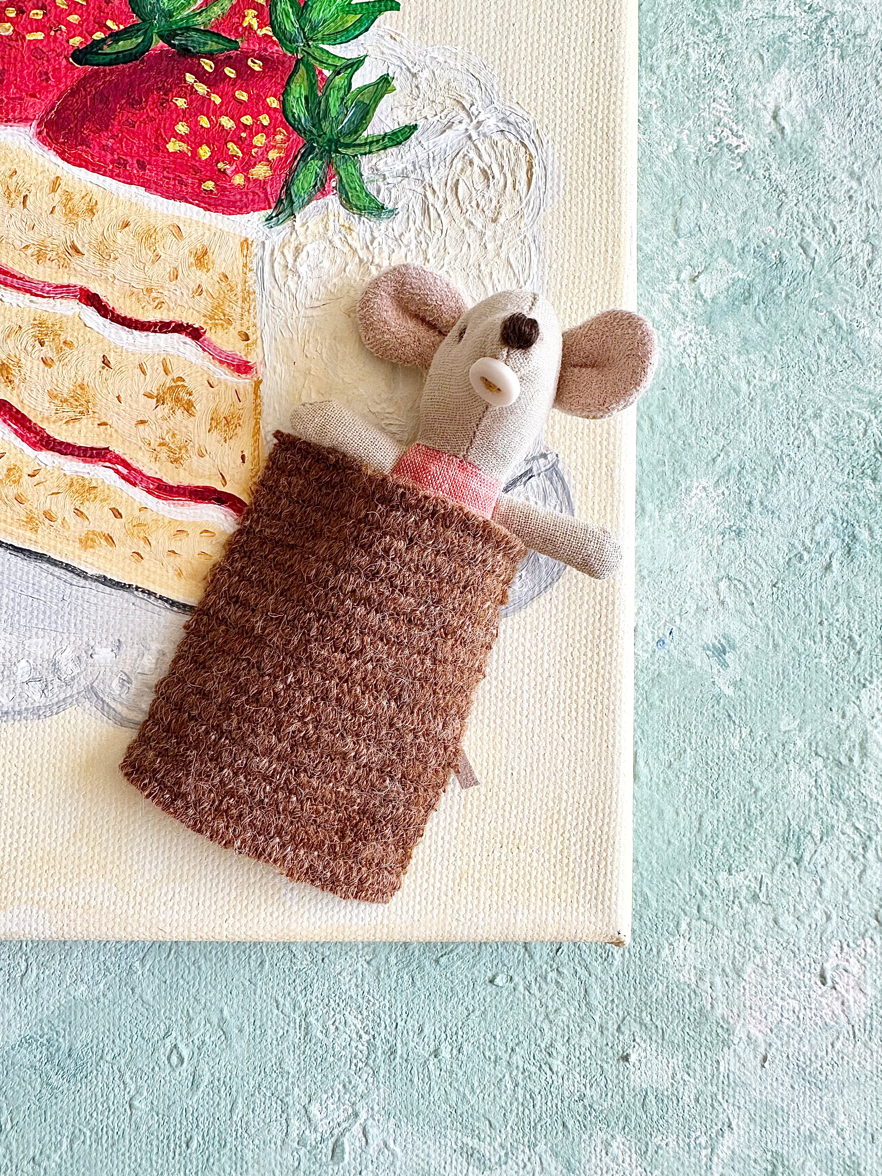 Baby Mouse in Carrycot - 2019