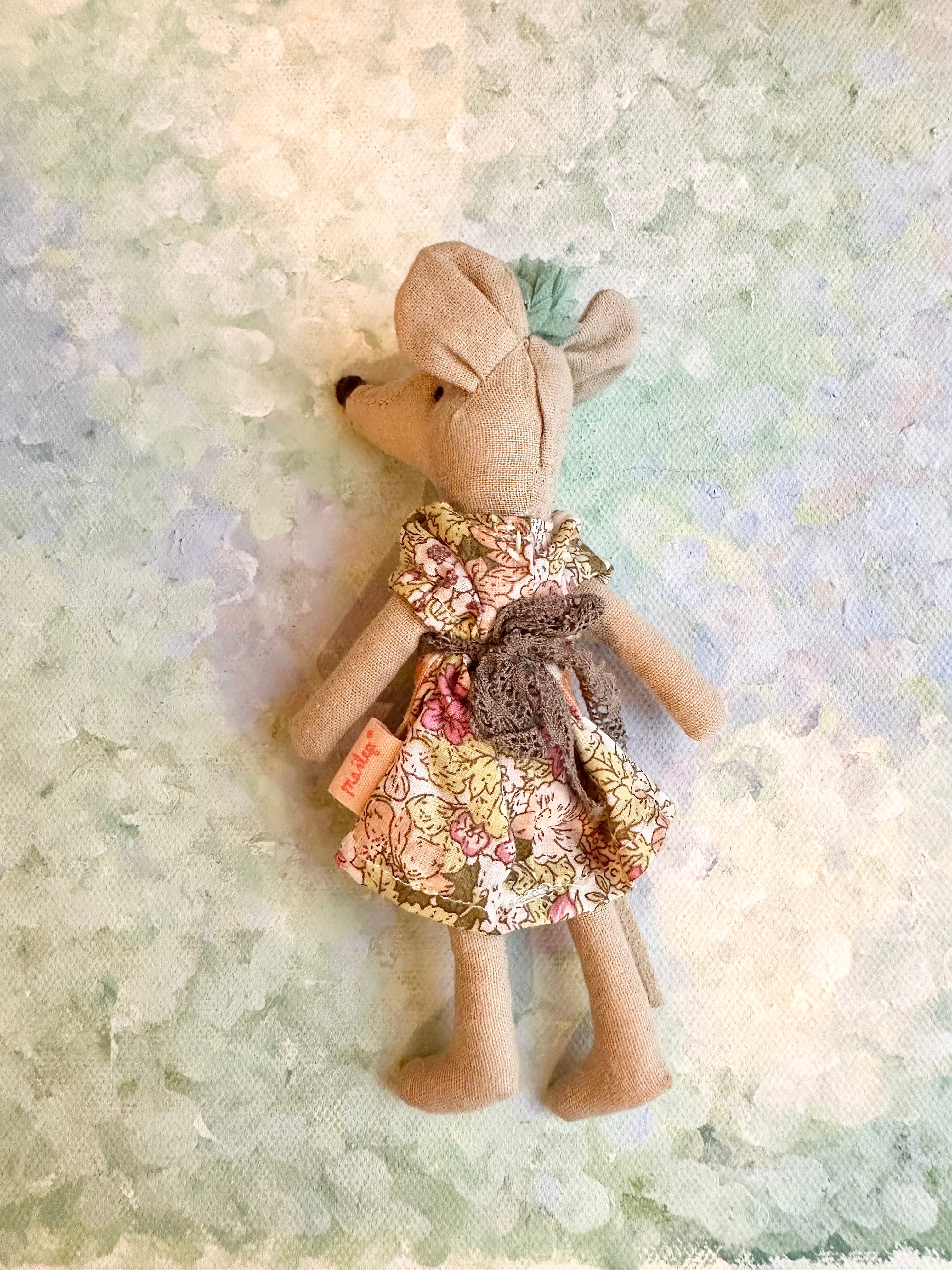 Mum & Dad in Cigar Box - 2015