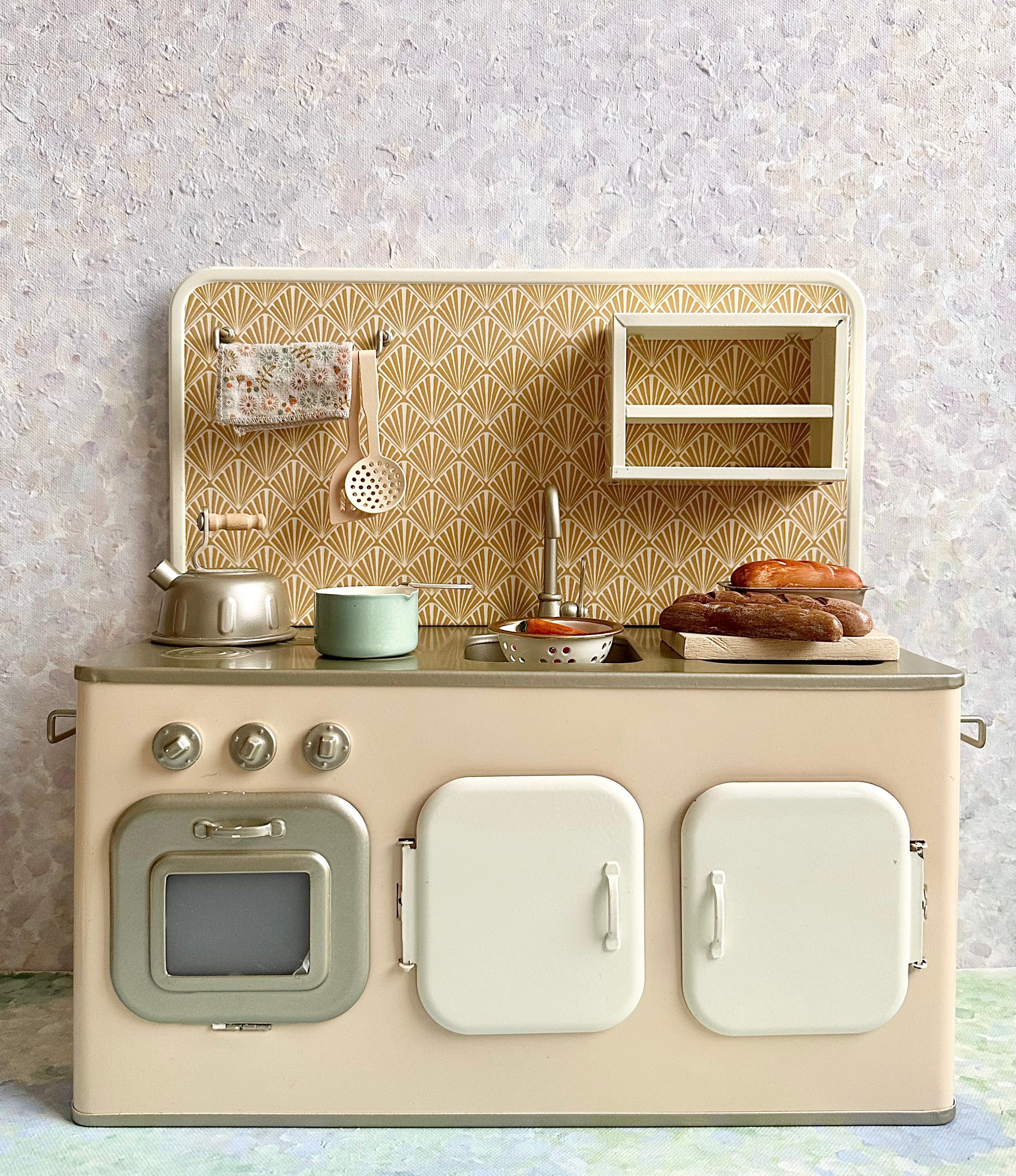 Retro Kitchen - 2019