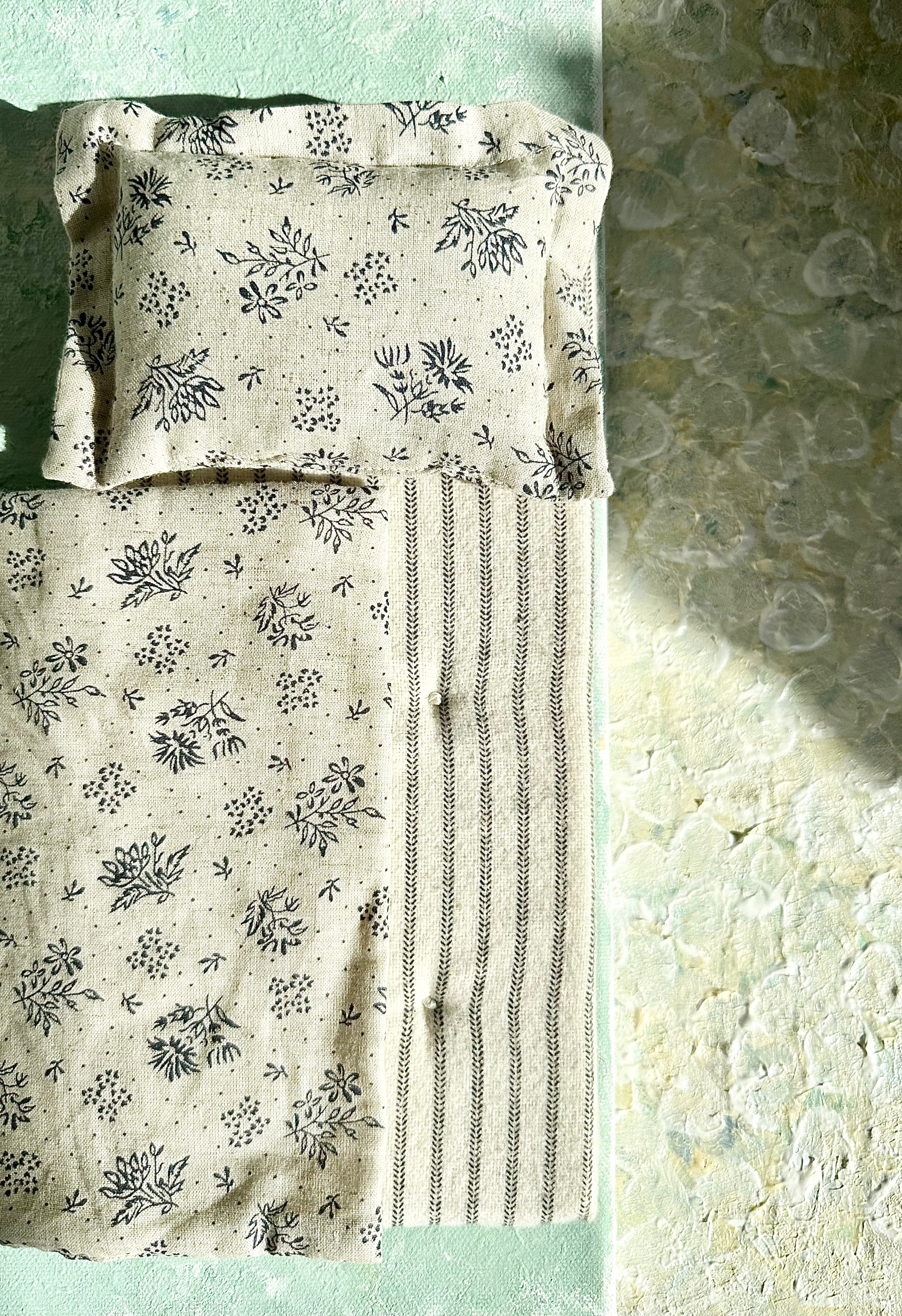 Mini Metal Bed - 2017