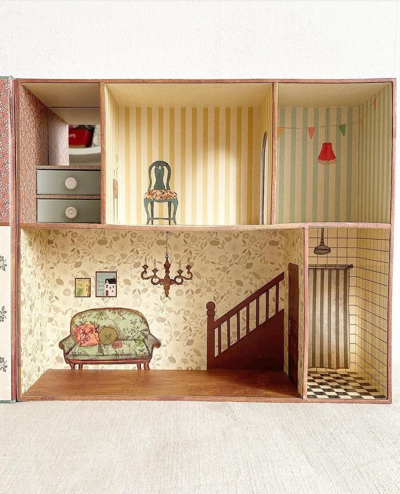 Mouse Book House - 2018