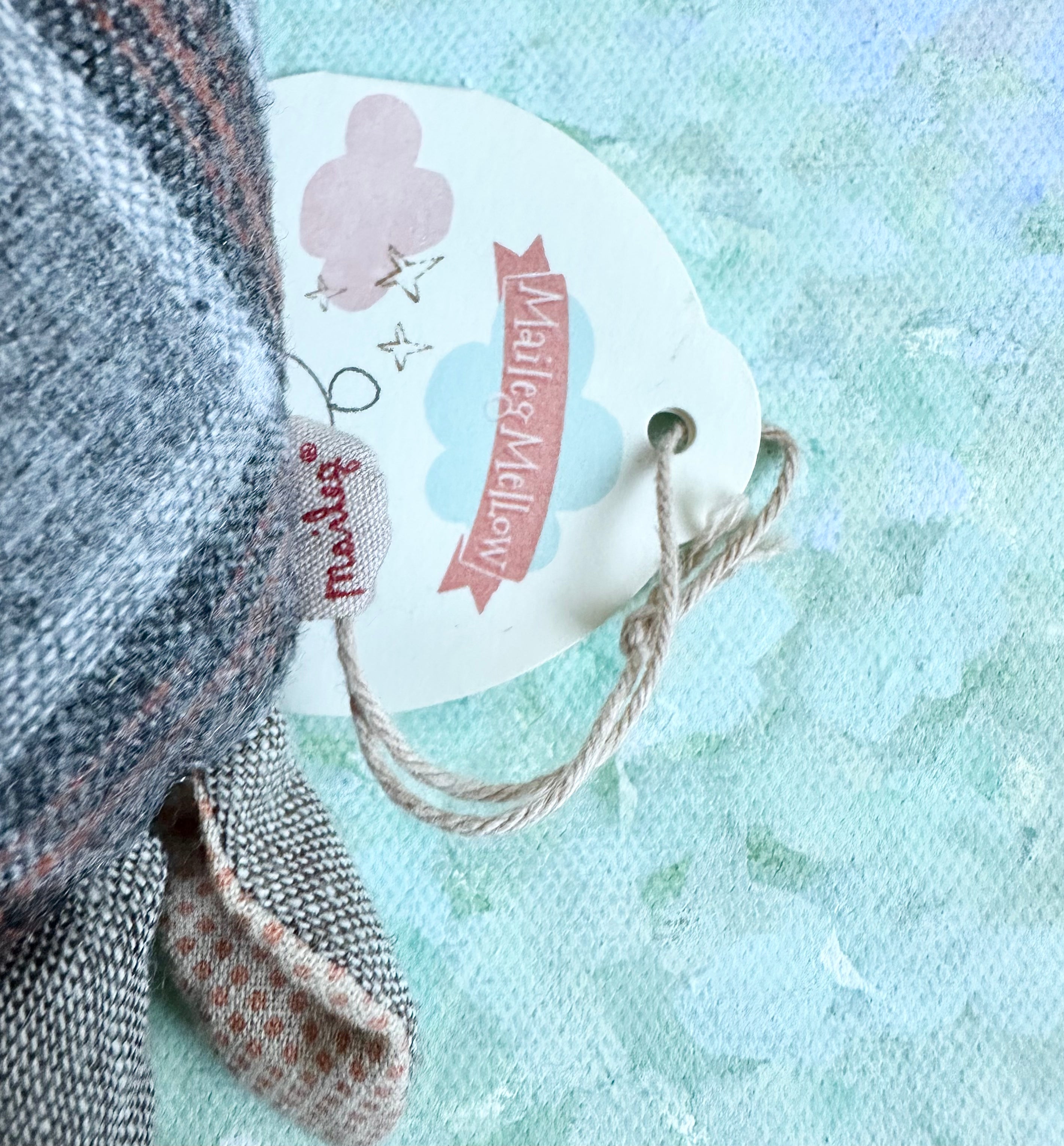 Medium Sleepy/Wakey Reindeer - 2015