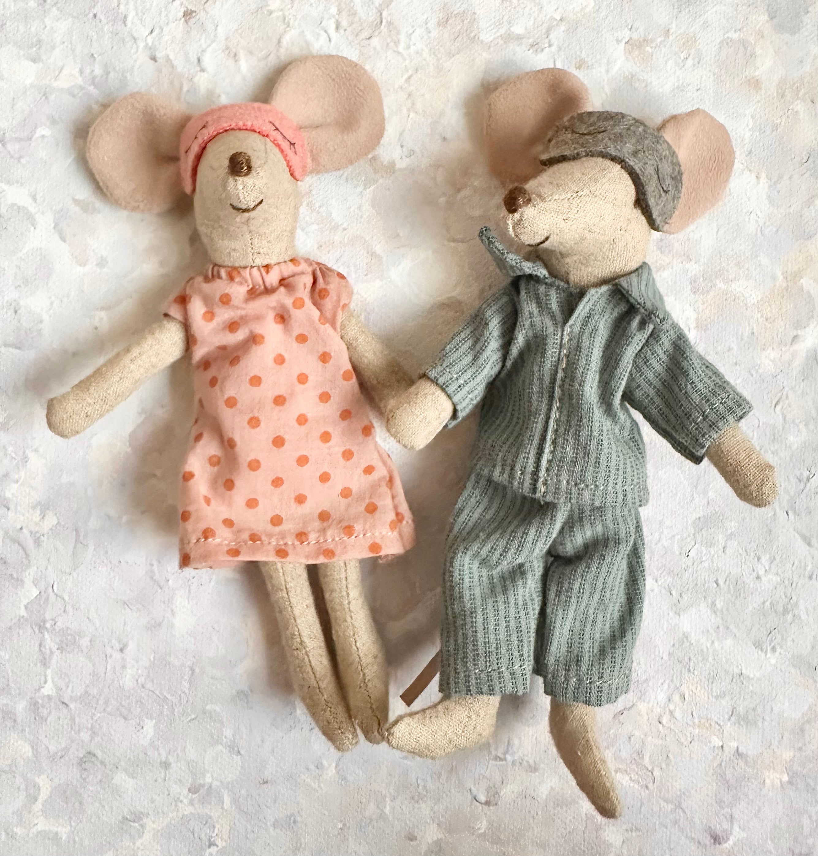 Mum & Dad in Cigar Box - 2019