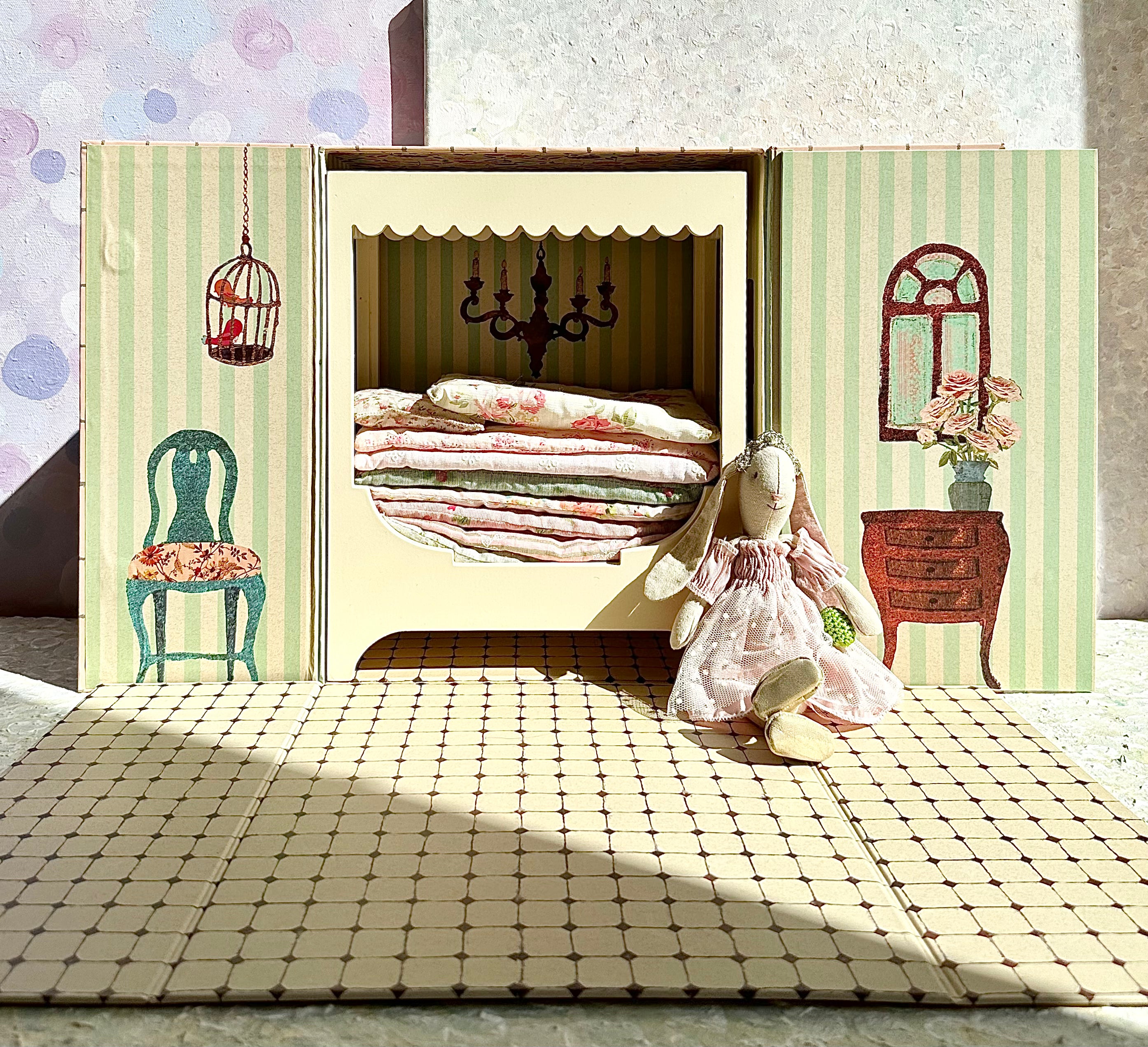 Mini Bunny & the Pea - 2013