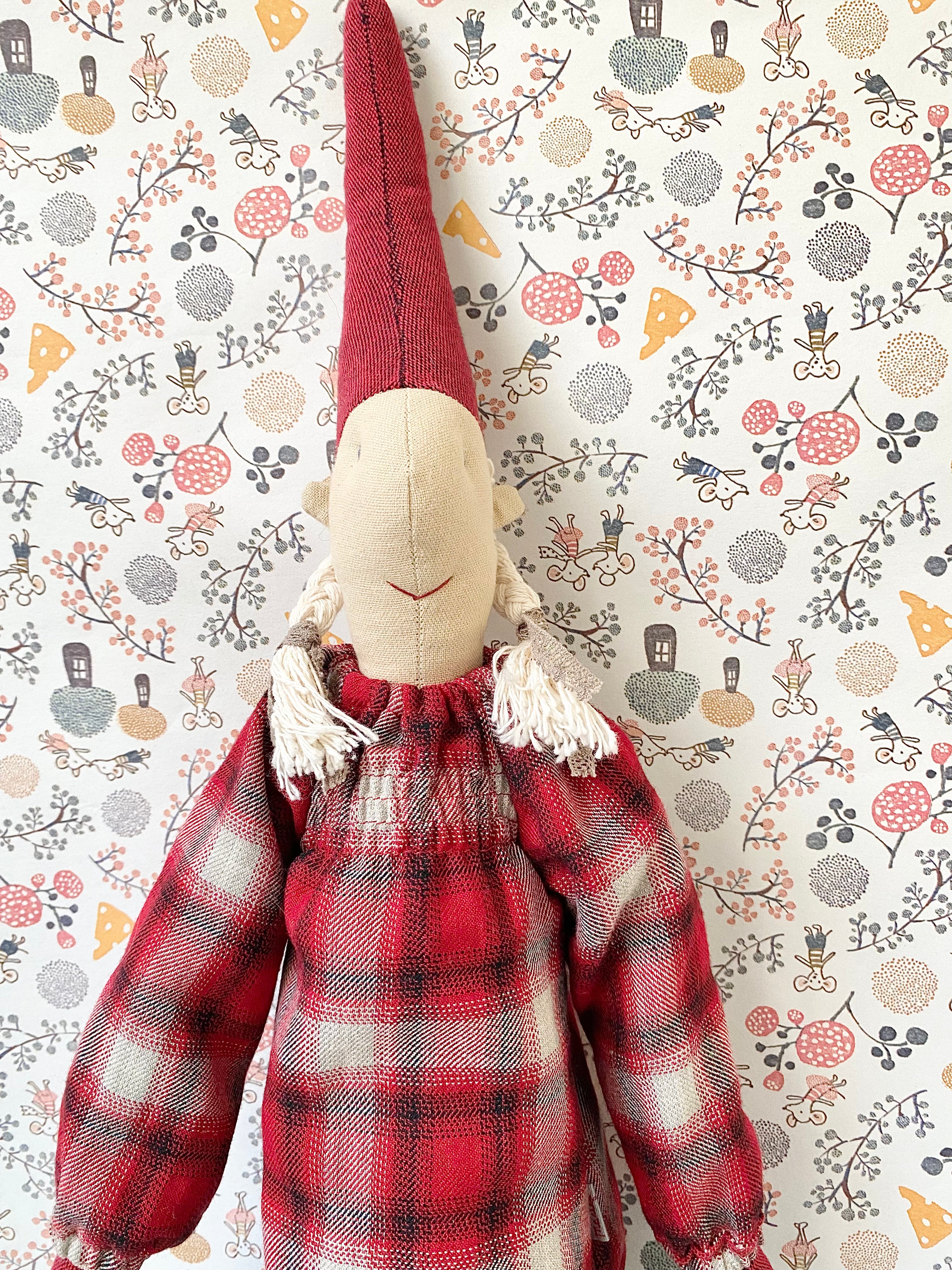 Medium Pixy Louise - 2012