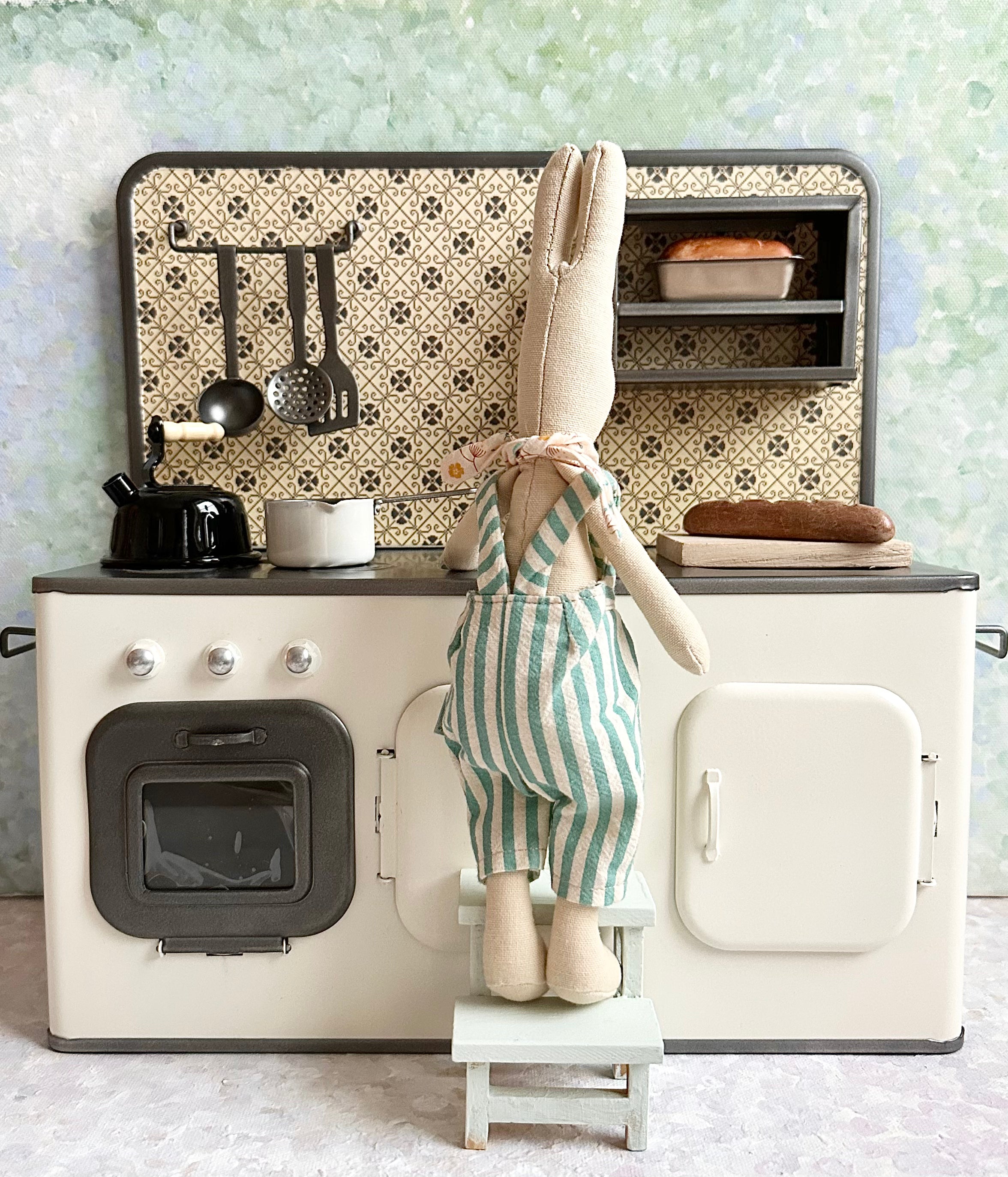 Retro Kitchen - 2017 [no box]