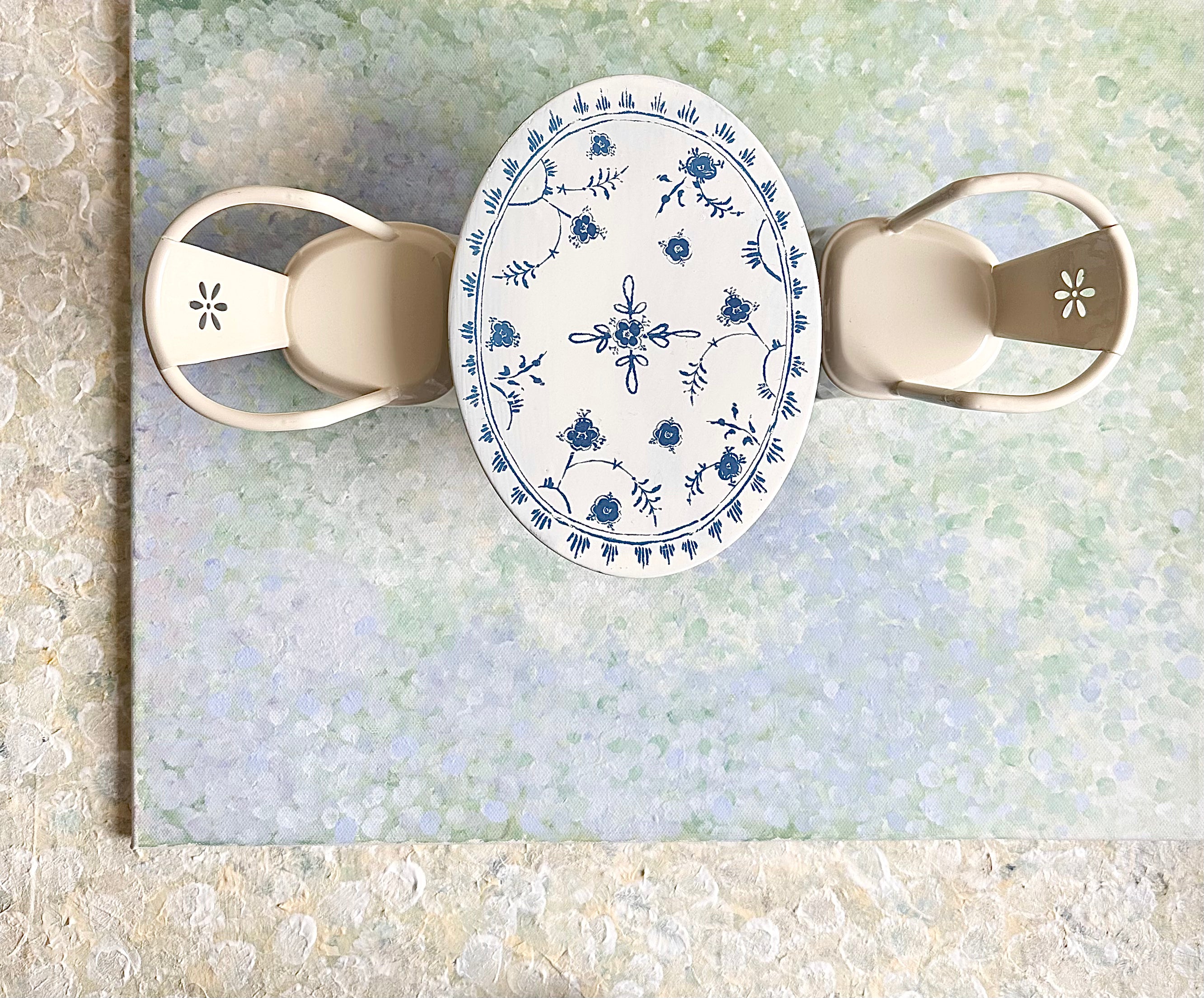 Café Table with Chairs - 2014