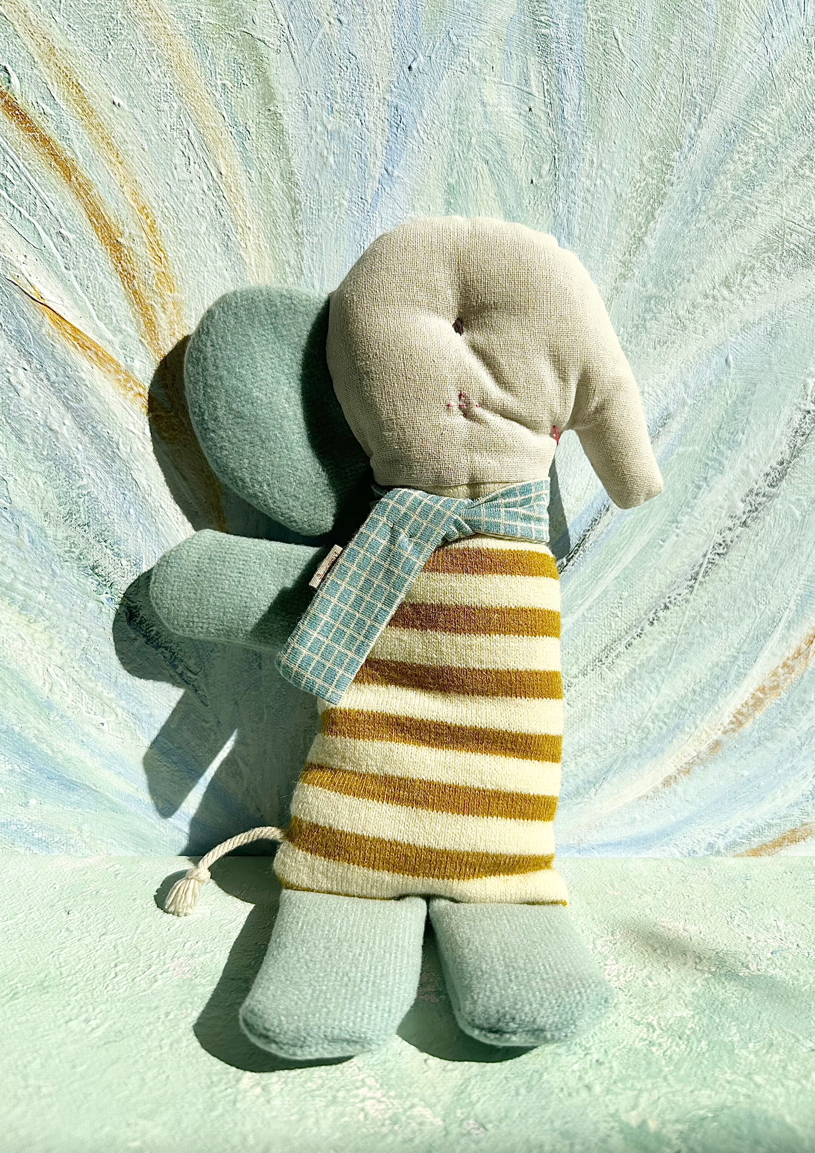 Sleepy/Wakey Elephando - 2015