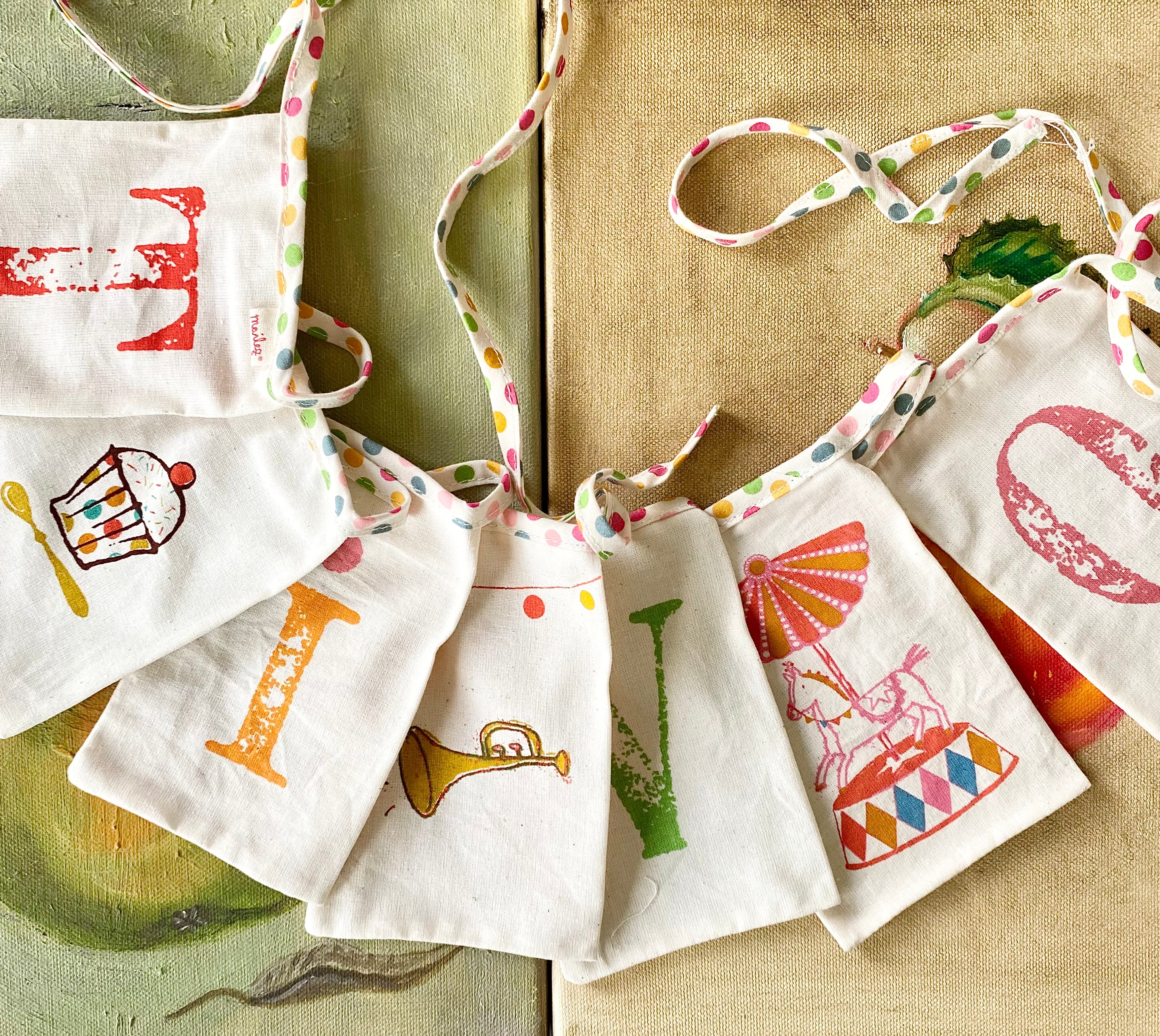 Tivoli Garland - 2012