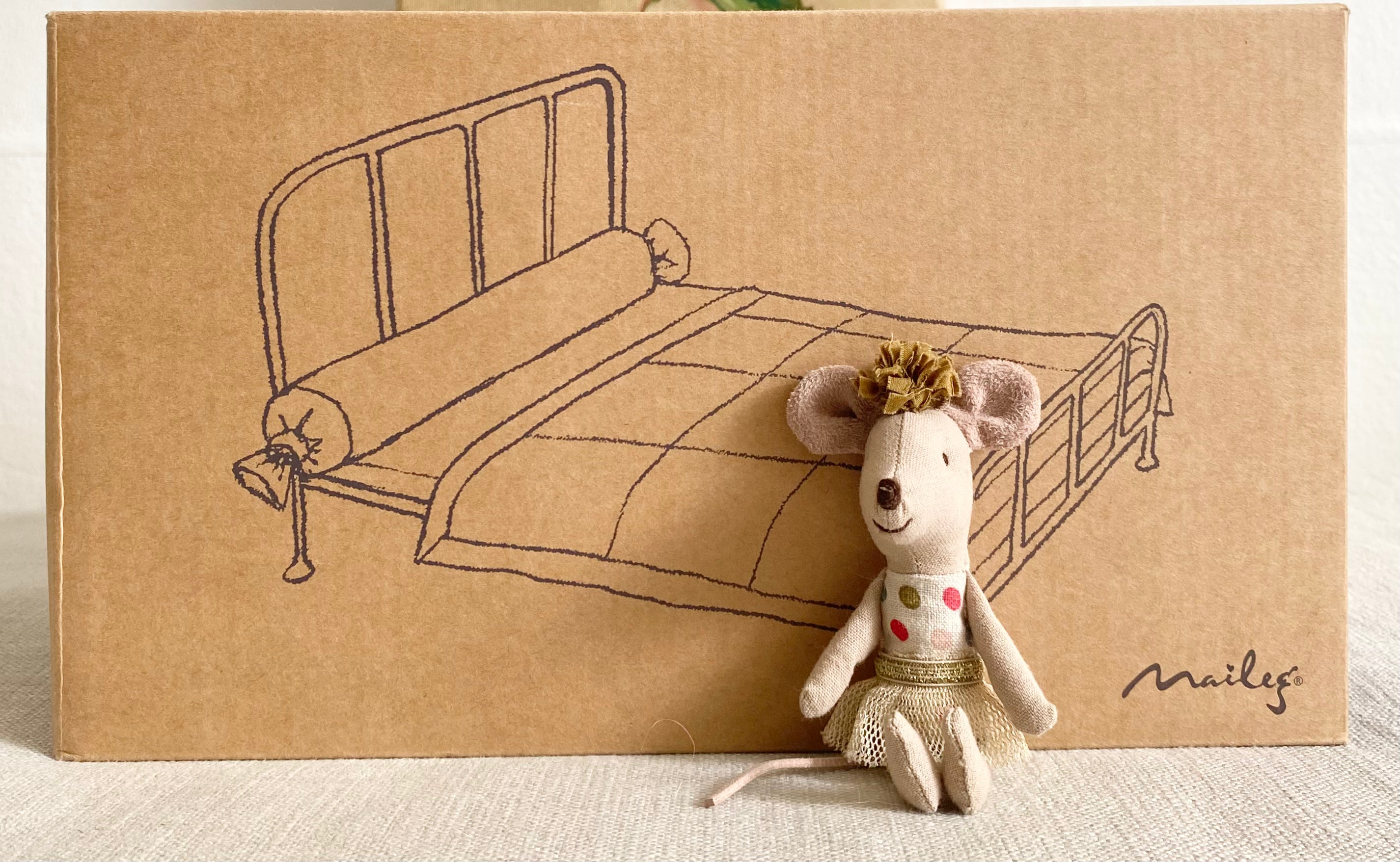 Mini Metal Bed - 2014