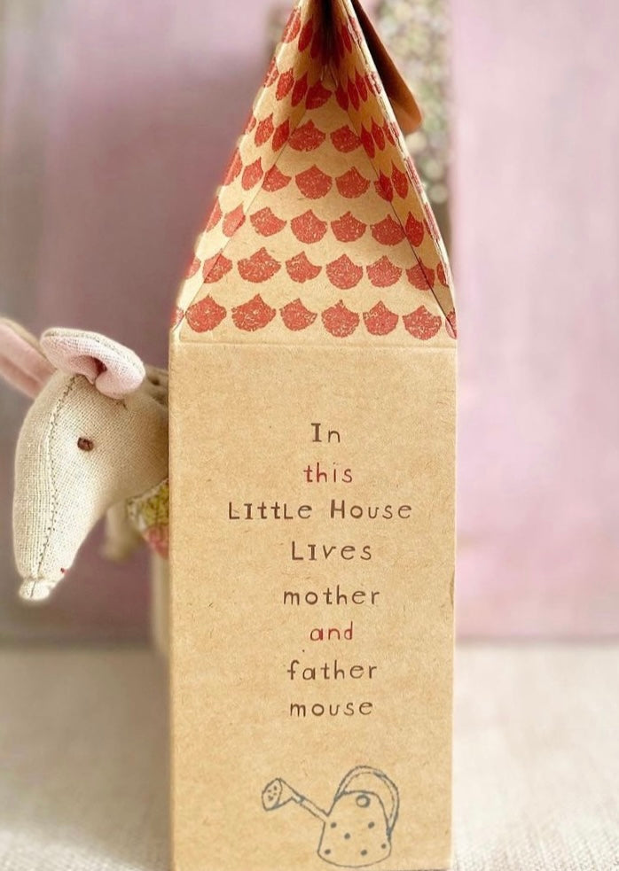 Mum & Dad in a House - 2012