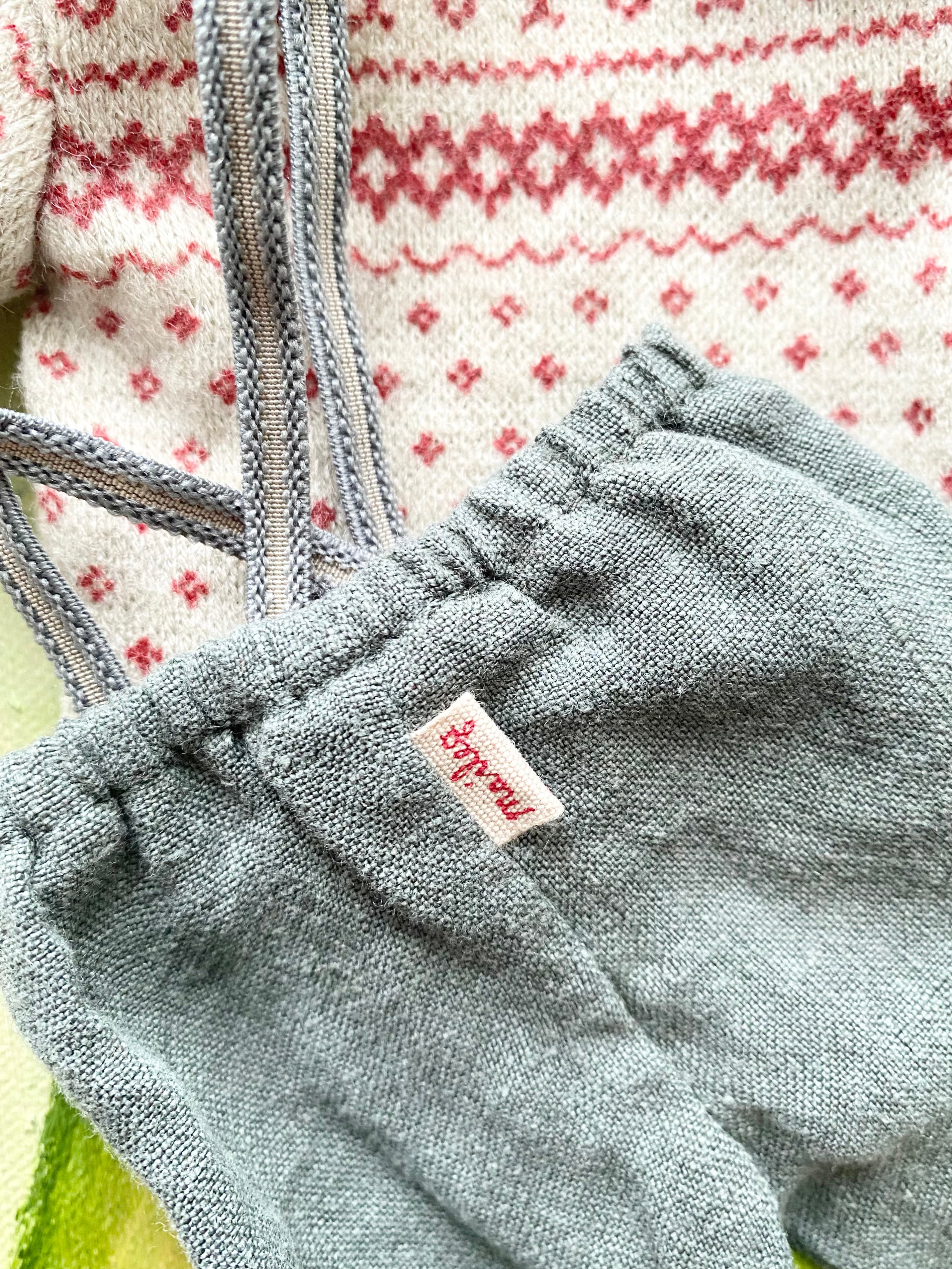 Medium Christmas Outfit - 2018