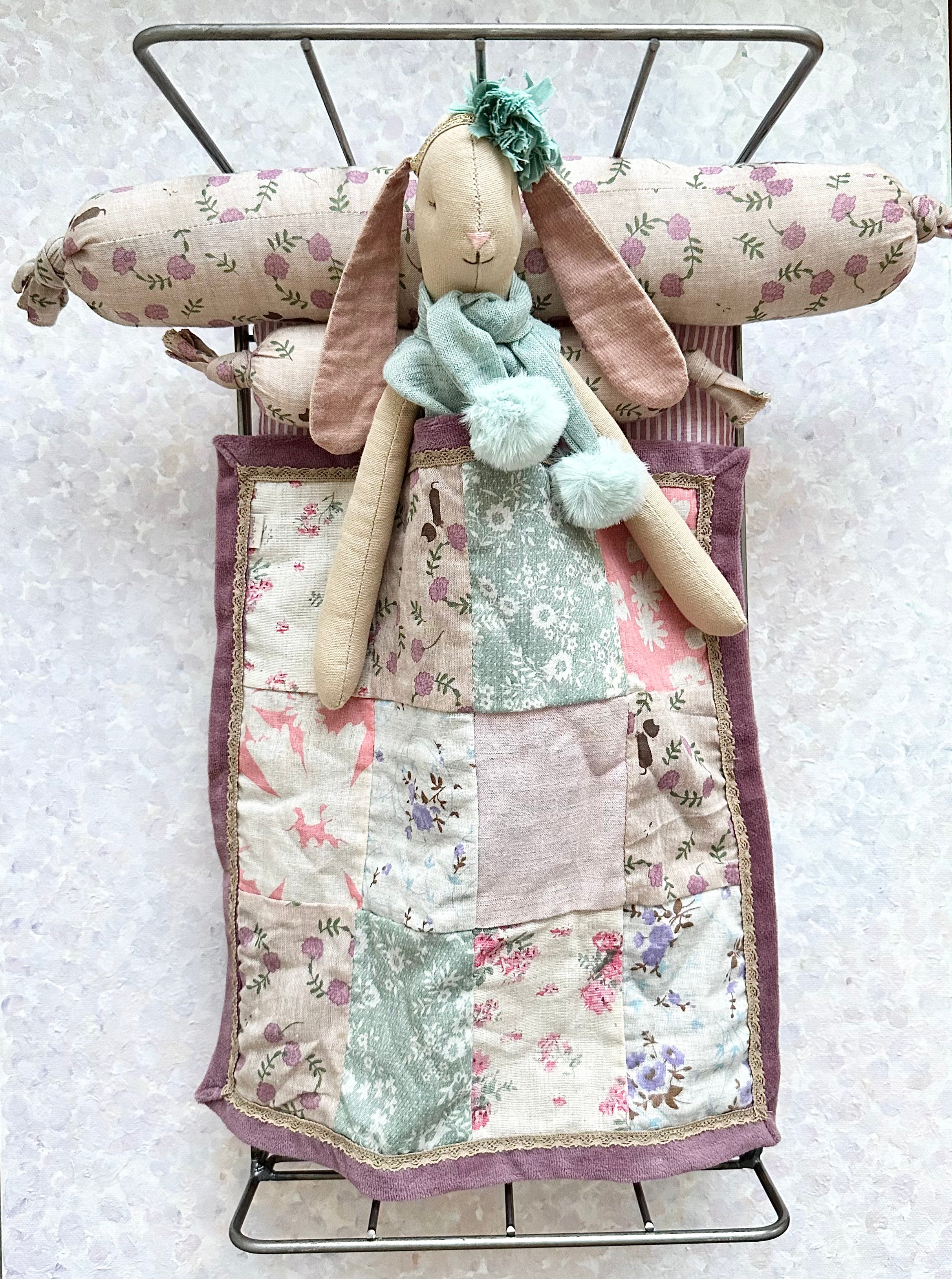 Medium Metal Bed - 2014