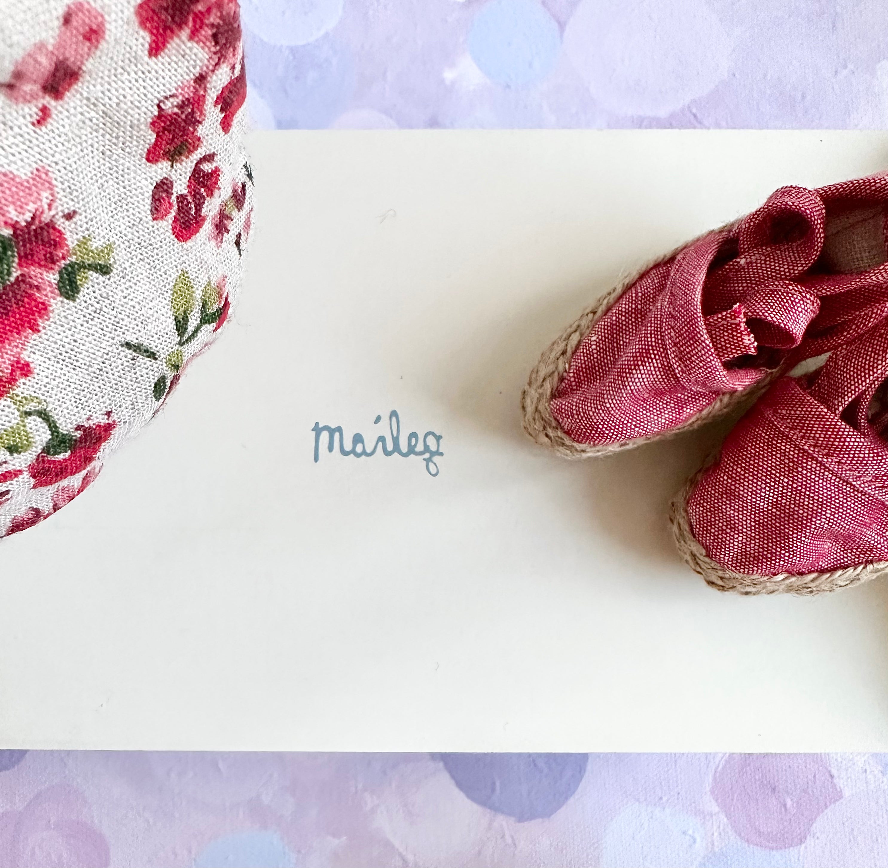 Wooden Clothes Rack incl. hangers - 2012